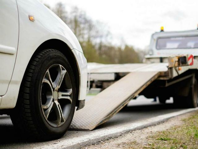tractari autoturisme autoutilitare